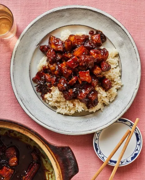 Erchen Chang's Flavorful Recipes for Savory Pork Stew and Crispy Radish Bites