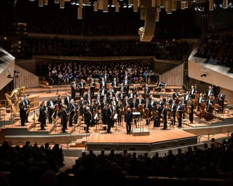 Schoenberg: Violin Concerto, Transfigured Night, Die Jakobsleiter Recording Review – A Compelling and Remarkable Release